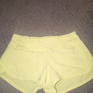 Lululemon Athletica Yellow Athletic Shorts LADIES 0 $68 NO FLAWS